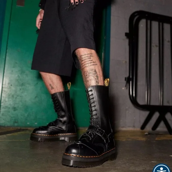 Dr. Martens 1914 Quad Harness - Picture 2 of 11